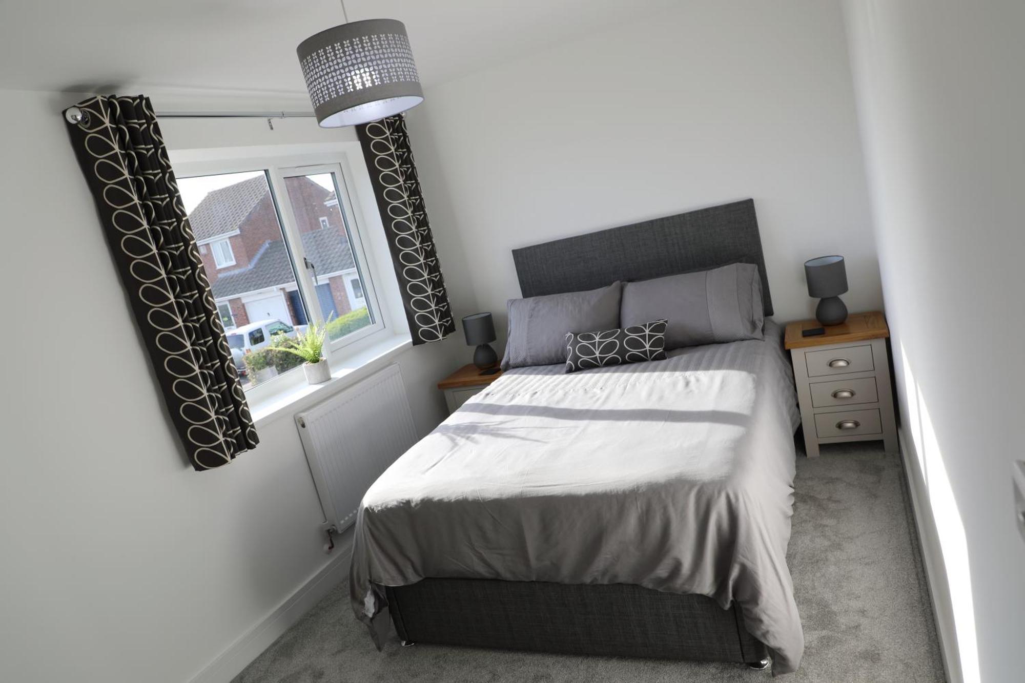 Modern, Two Double Bedroom House With Free Parking Chepstow Ngoại thất bức ảnh